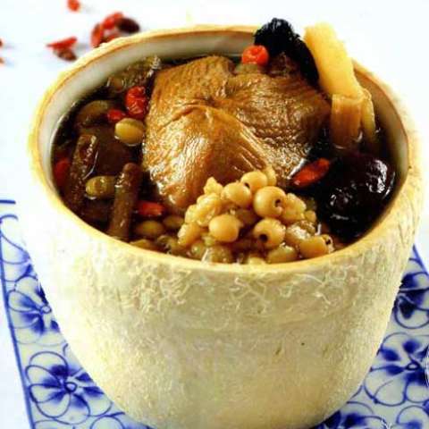 gà tiềm
